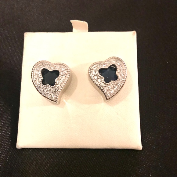 BNWOT.... Gorgeous Blue Sapphire Earrings - Picture 1 of 5